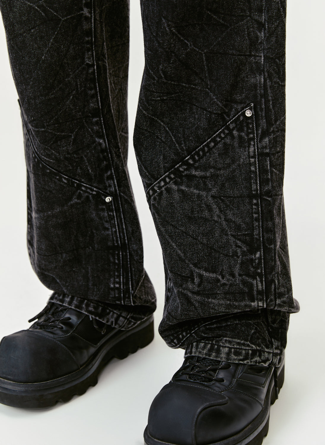 Distress Denim Jeans