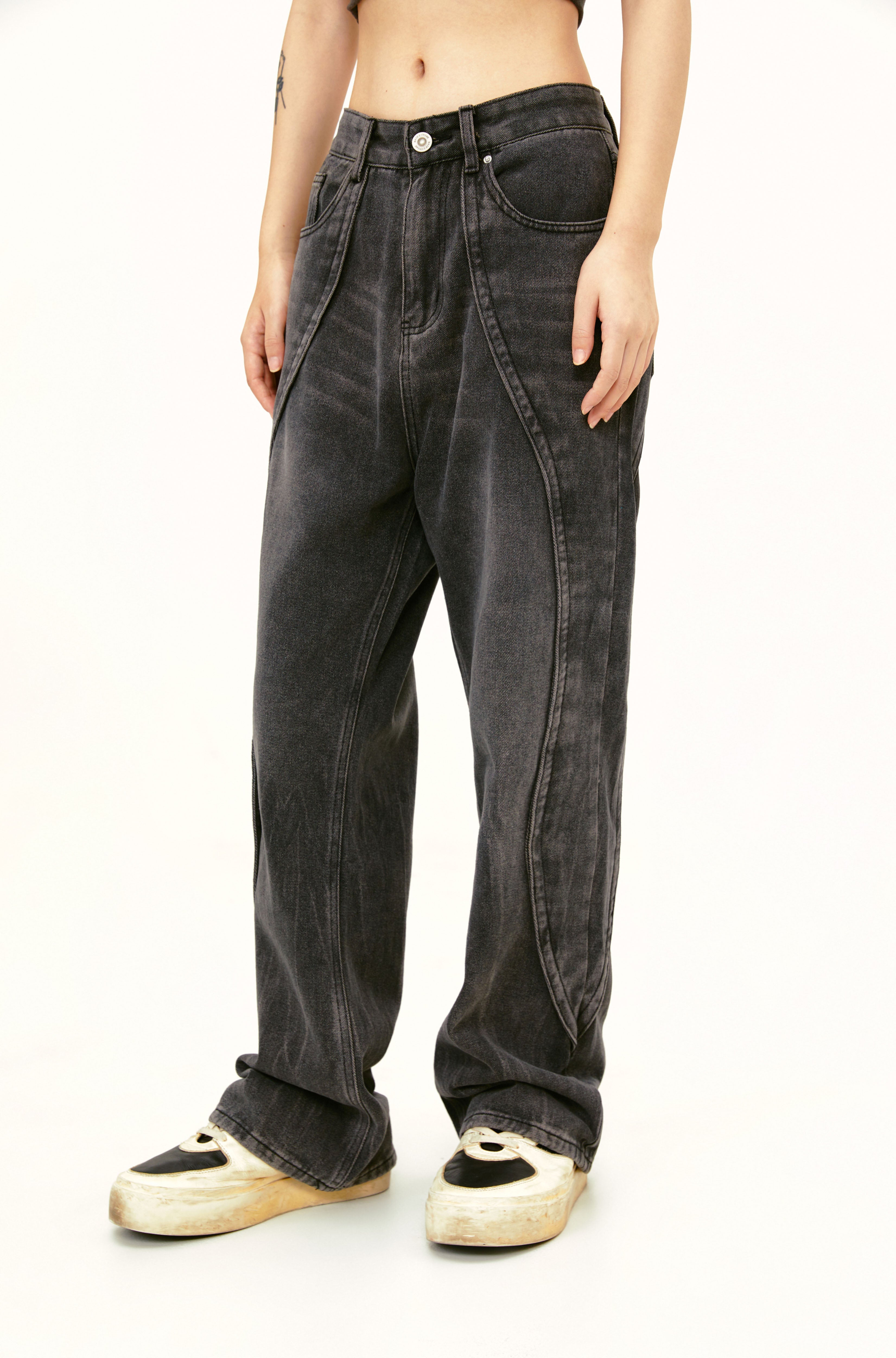 B66 Straight Leg Jeans